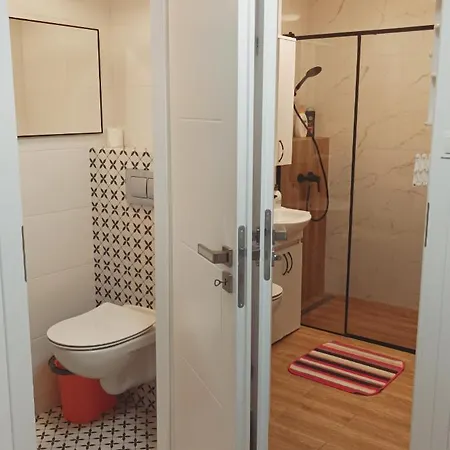 Center 3 Bedroom Apartmán *